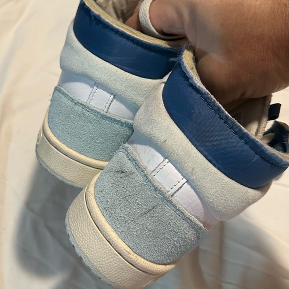 Adidas TOP TEN youth hi-tops- leather, suede- cool blue colors- size 5 men - Picture 4 of 7